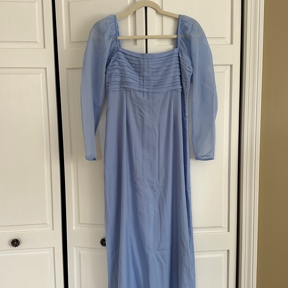 Abercrombie & Fitch Dresses & Skirts - Abercrombie & Fitch Light Blue Long Sleeve Dress